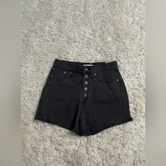 Madewell Pants - Madewell High Rise Black Denim Shorts Size 26